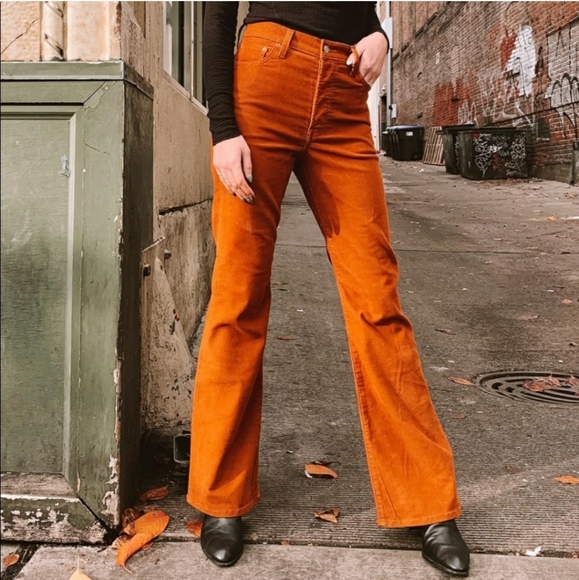 NWT Levi’s Ribcage High Rise Corduroy Flare Jeans - Picture 8 of 10